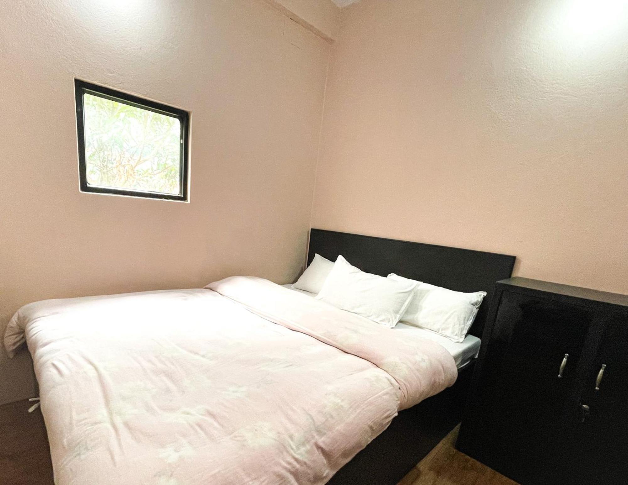 Yuriko Guest House Pokhara Ngoại thất bức ảnh